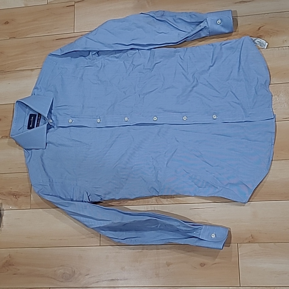 Massimo Dutti men's size small blue shirt